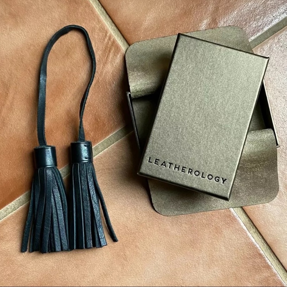 *NEW* Leatherology Tassel Bag Tag